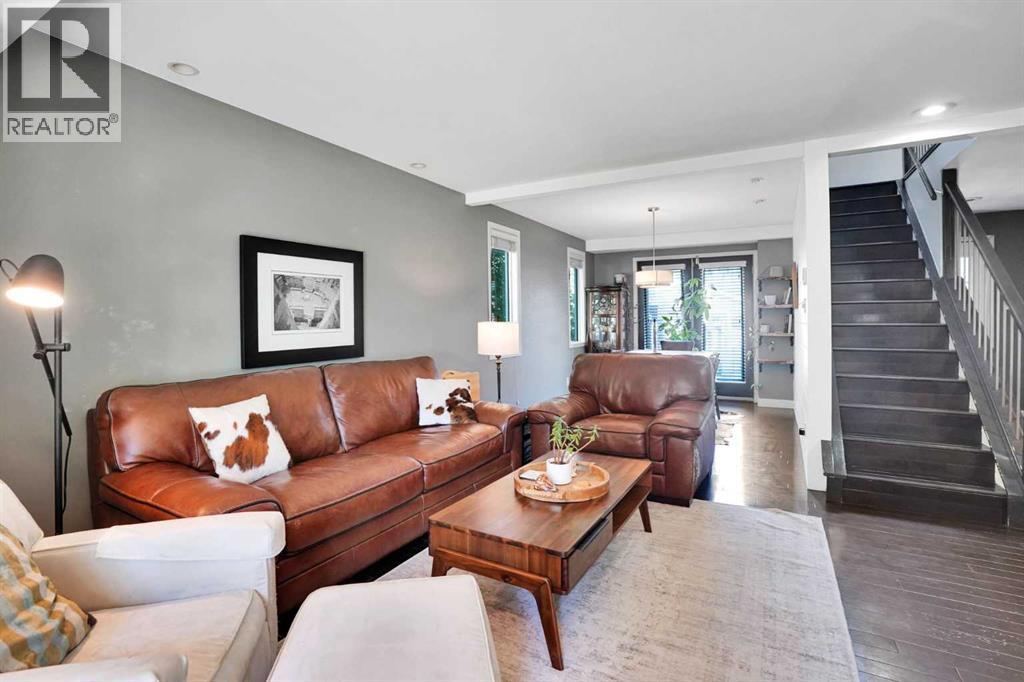 1141 Regent Crescent NE - 9