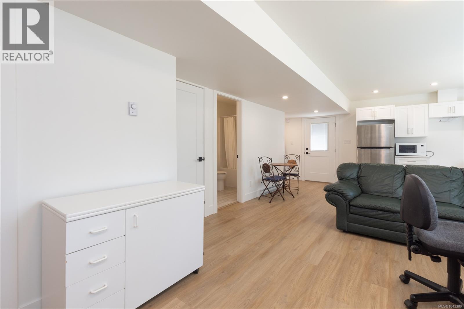 107 Evelyn Pl - 27