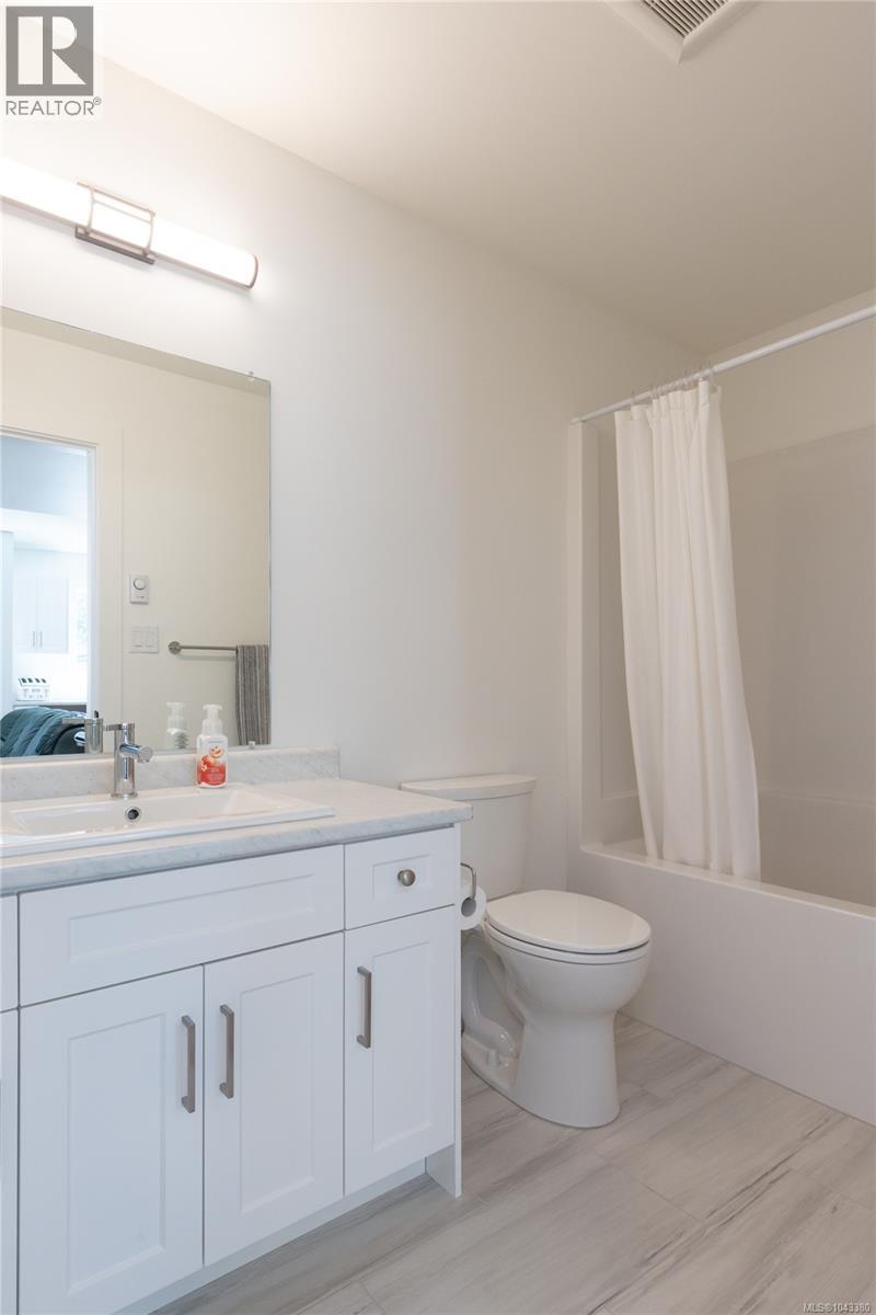 107 Evelyn Pl - 34
