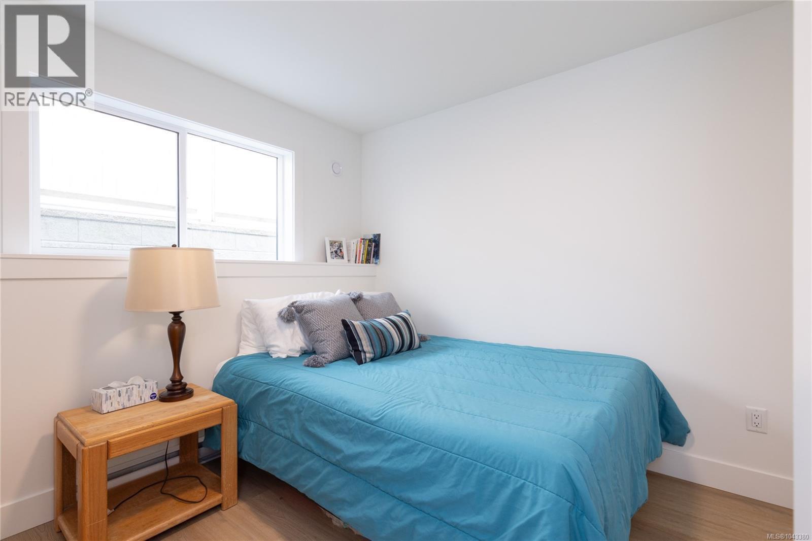 107 Evelyn Pl - 35
