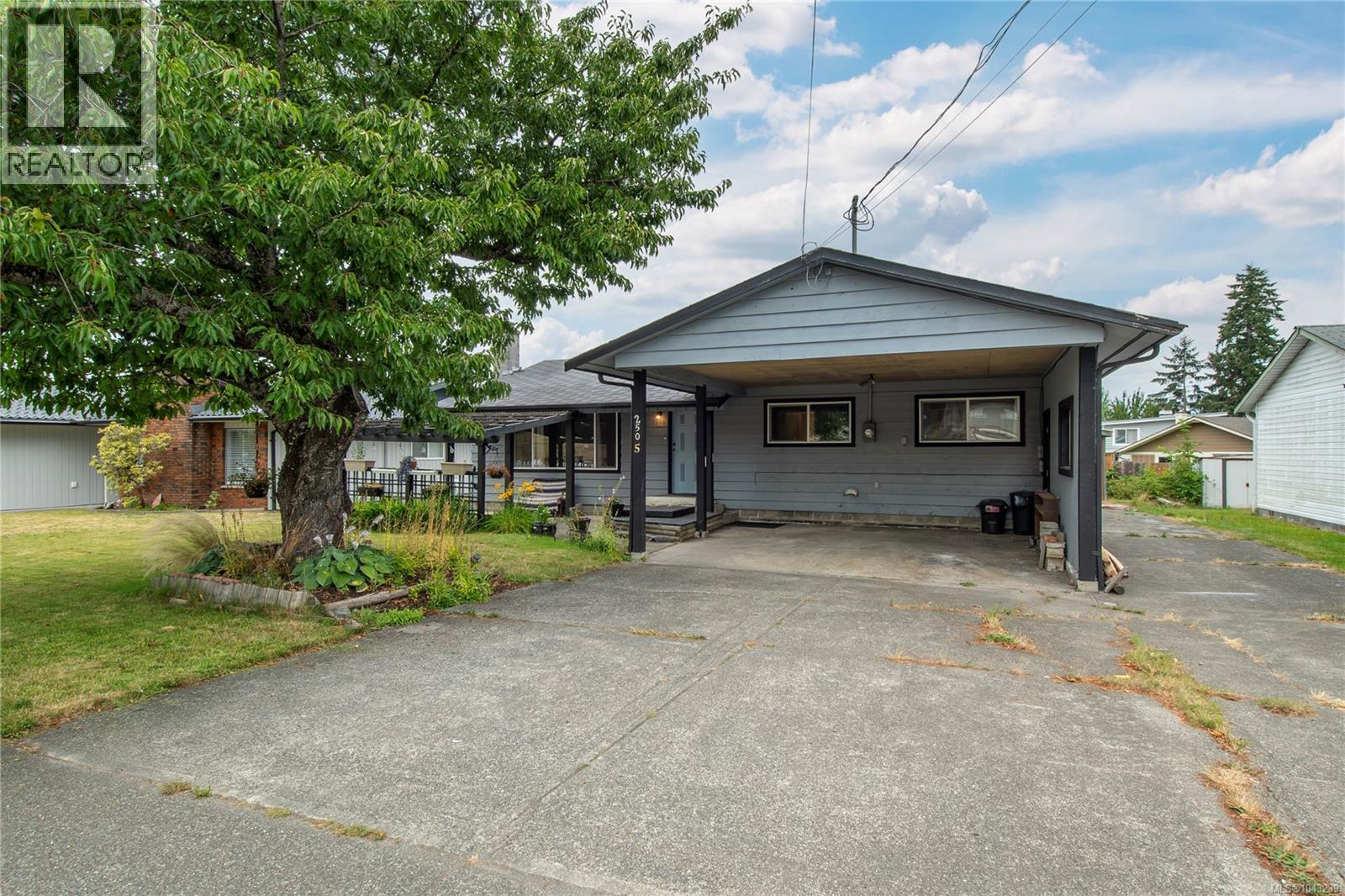 2505 Alder St S - 2