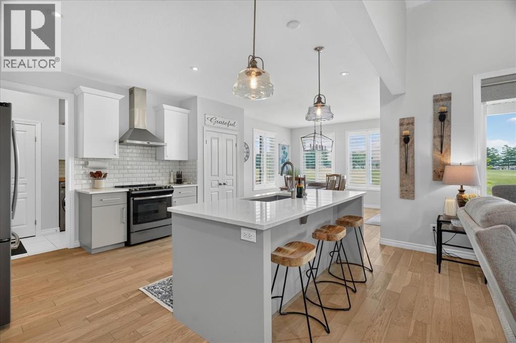 87 BOYD BOULEVARD - 8