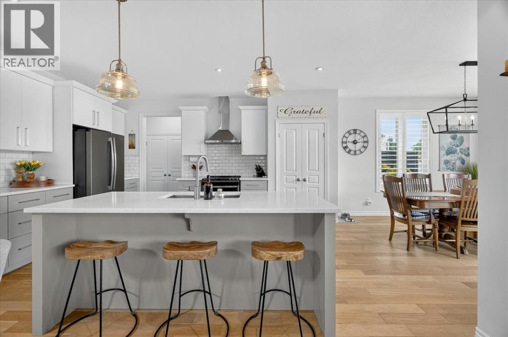 87 BOYD BOULEVARD - 9