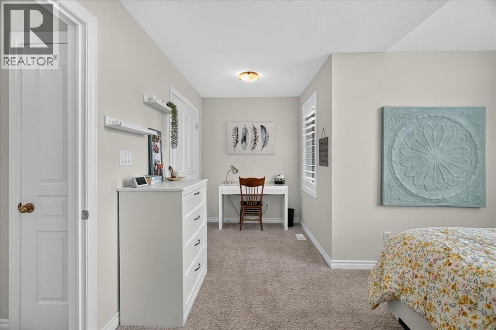 87 BOYD BOULEVARD - 27