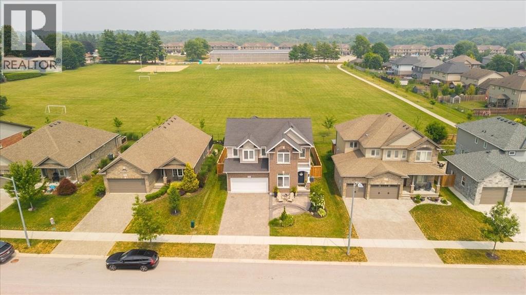 87 BOYD BOULEVARD - 45