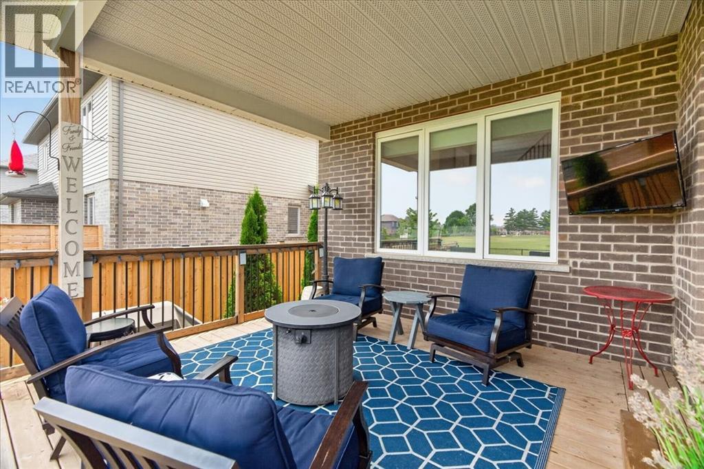 87 BOYD BOULEVARD - 40
