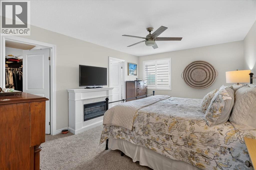 87 BOYD BOULEVARD - 22
