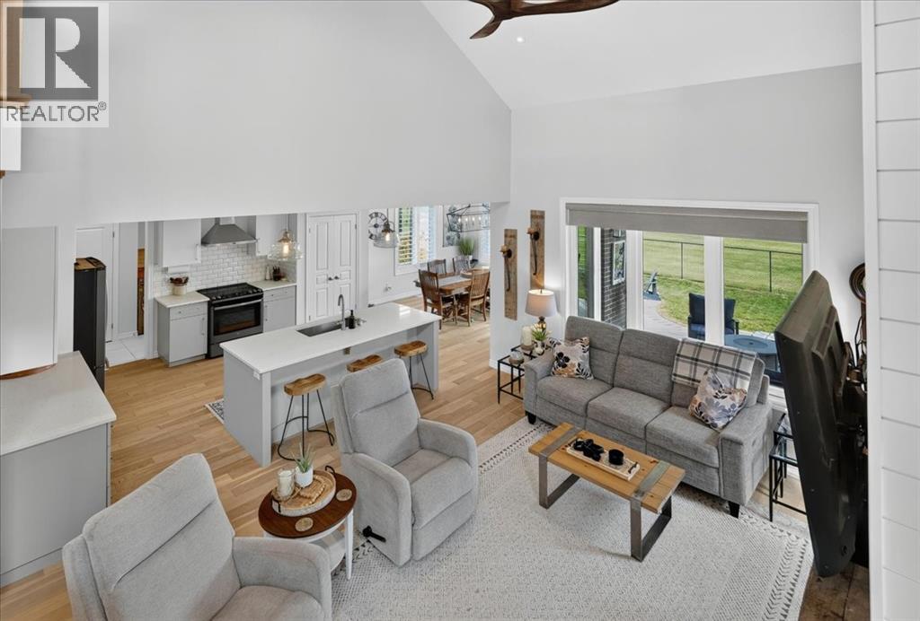 87 BOYD BOULEVARD - 20