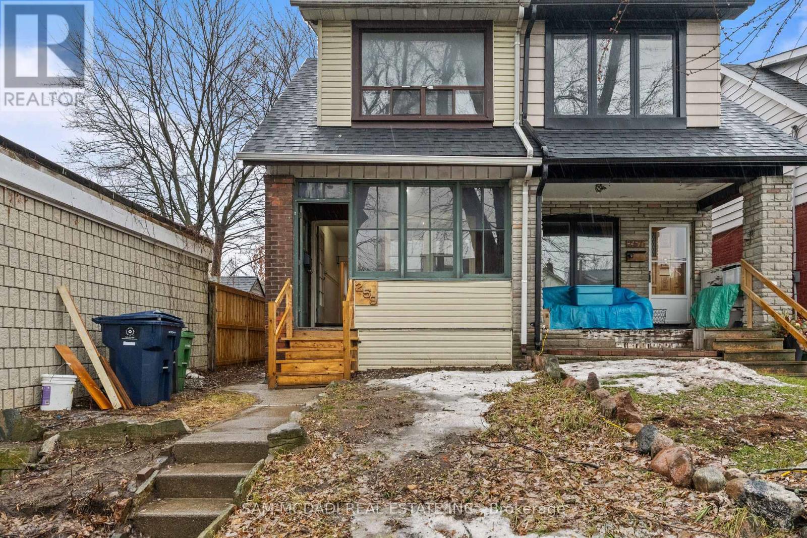 259 MILVERTON BOULEVARD - 1