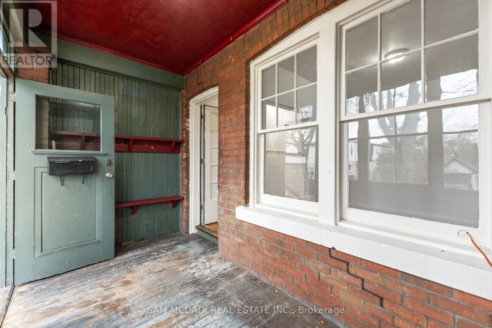 259 MILVERTON BOULEVARD - 9