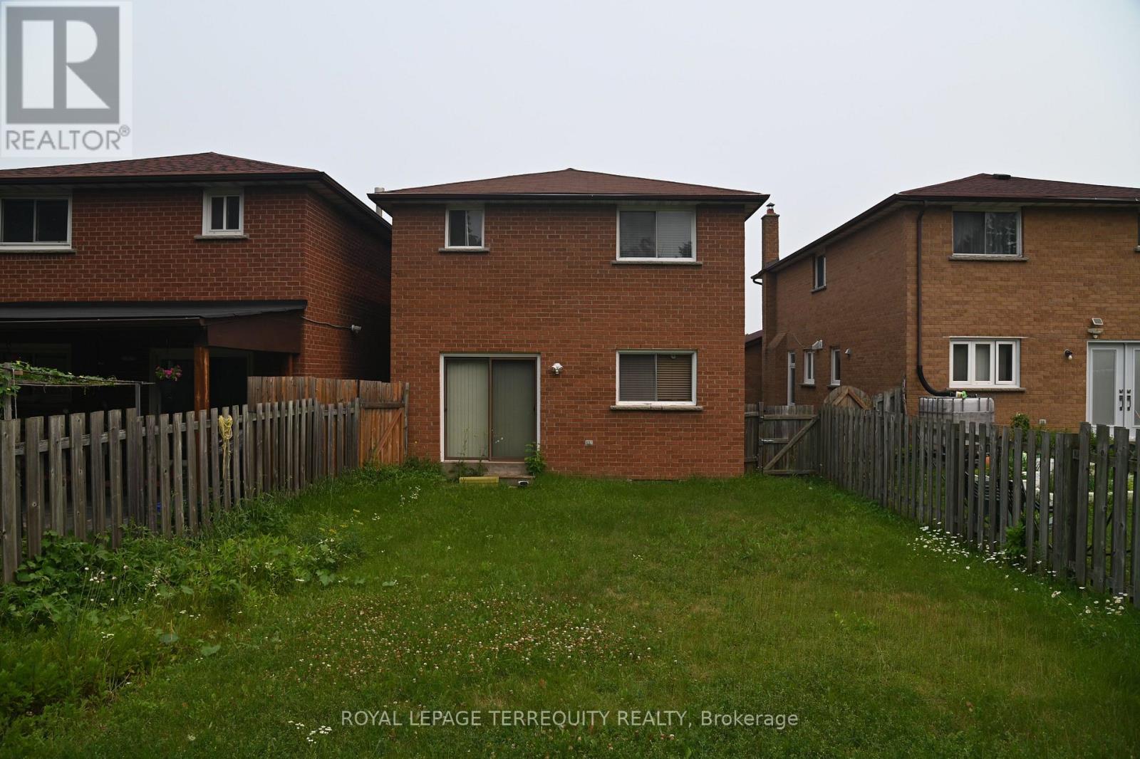 22 WHITE HEATHER BOULEVARD - 2