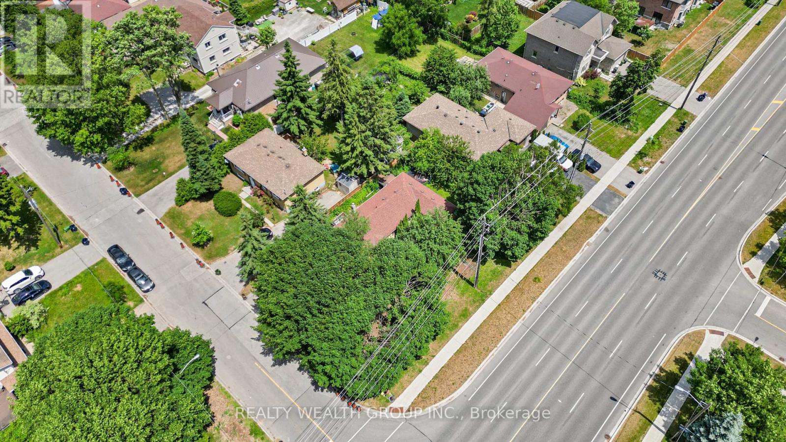 4450 LAWRENCE AVENUE E - 1
