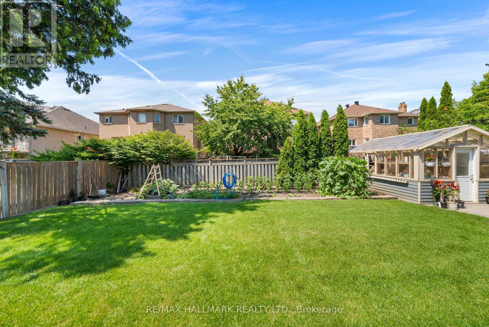 34 MAY AVENUE - Image 45