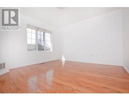 47 Waterton Crescent, Richmond Hill, ON L4B4L2 Photo 12