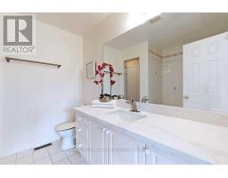 47 Waterton Crescent, Richmond Hill, ON L4B4L2 Photo 16