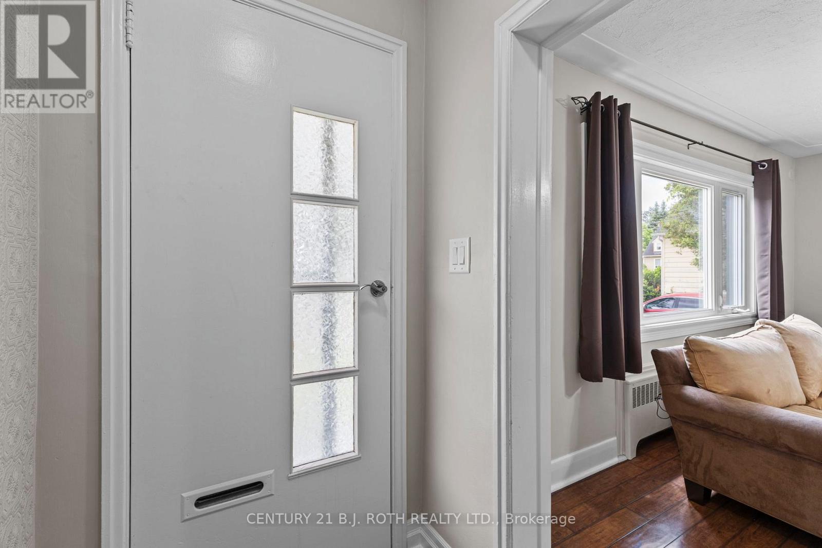52 MARCUS STREET - Image 3