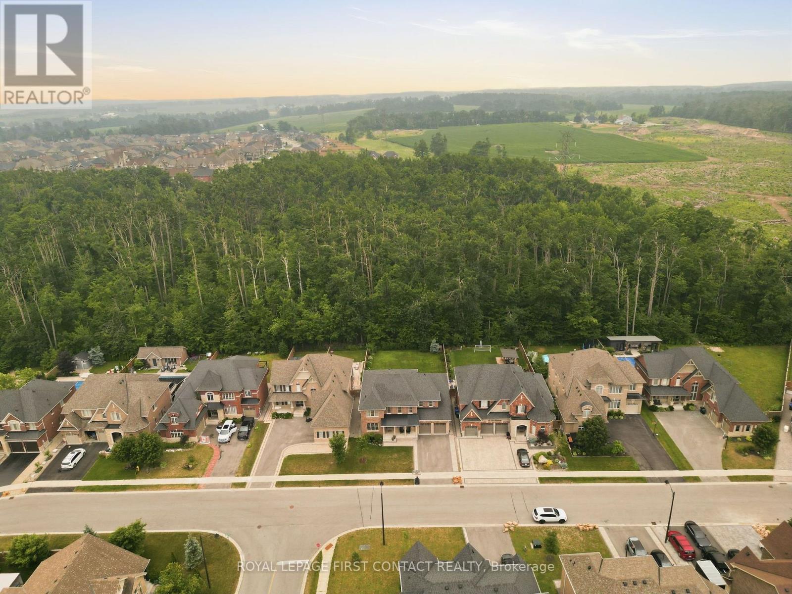 81 TRAIL BOULEVARD - Image 44