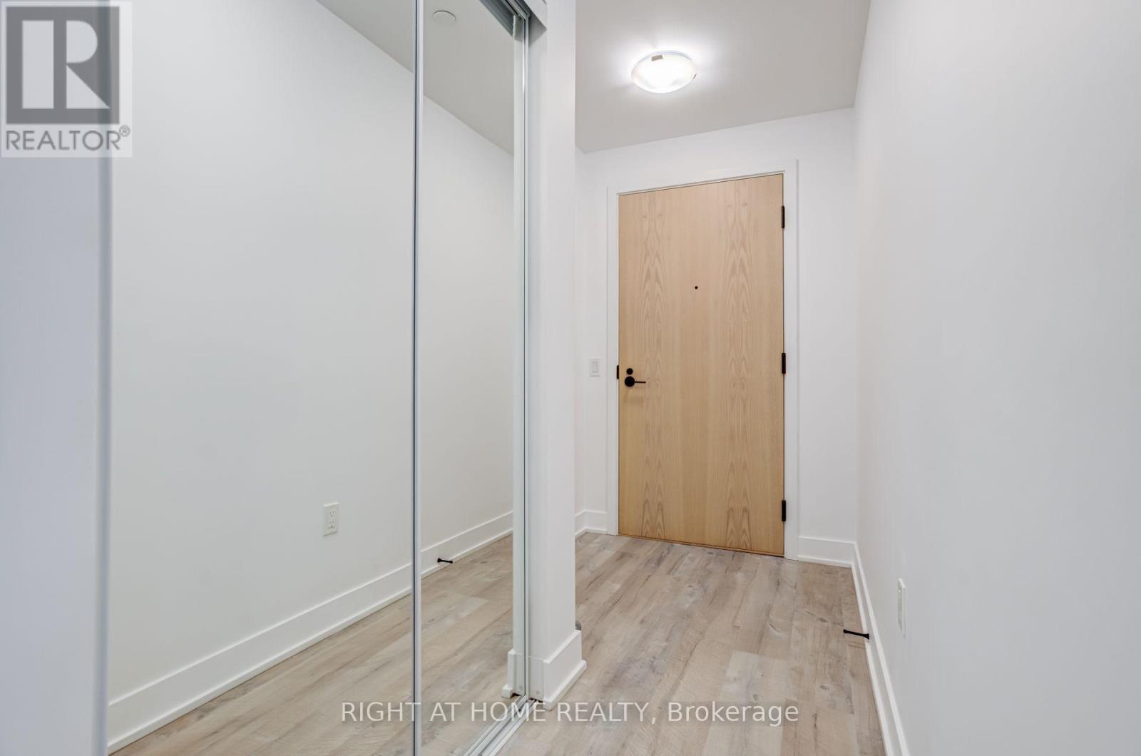 #707 50 GEORGE BUTCHART DRIVE - Image 9