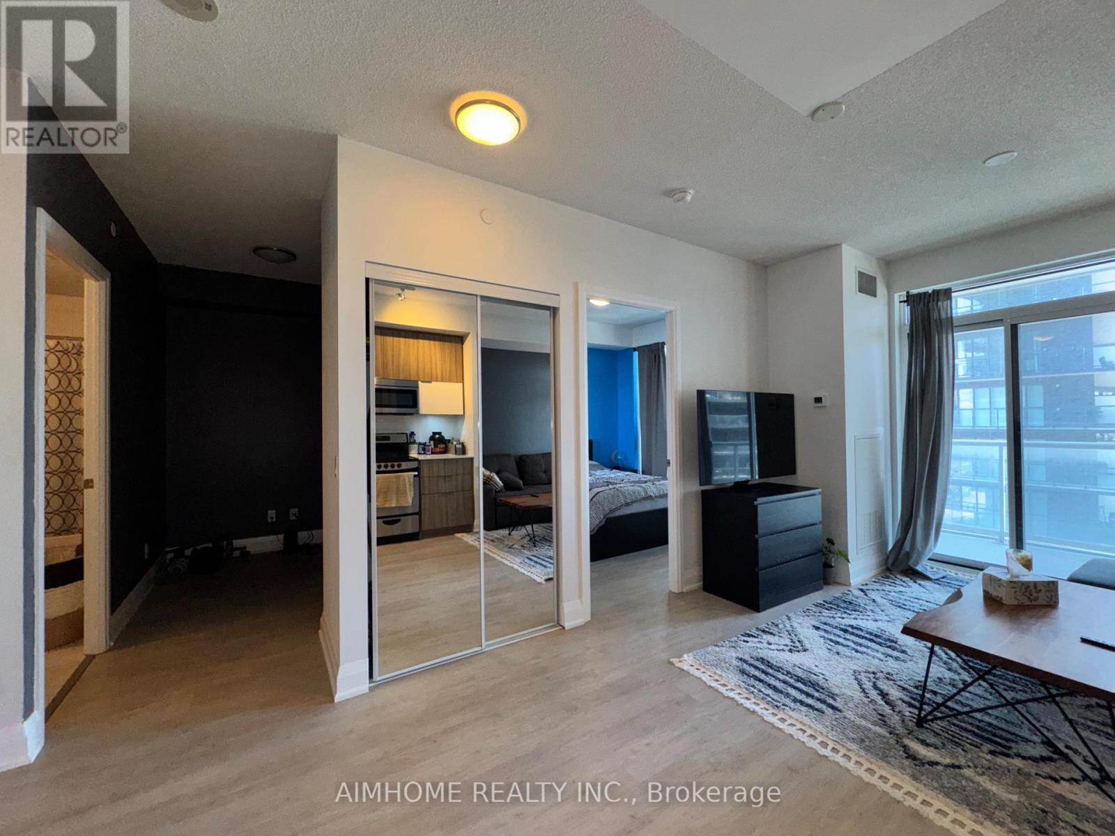 #801 56 ANNIE CRAIG DRIVE - 11