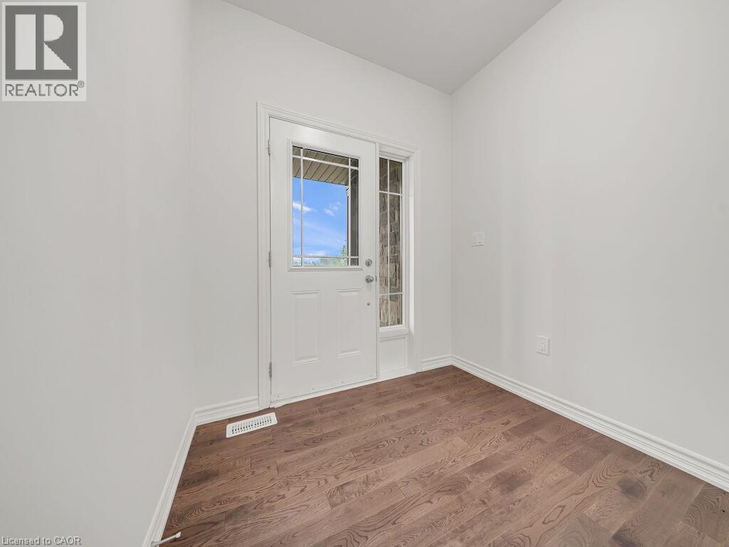 138 SAUNDERS Street - 20