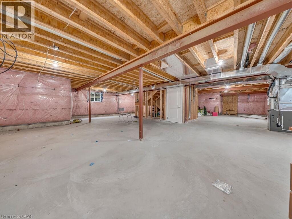 138 SAUNDERS Street - Image 28