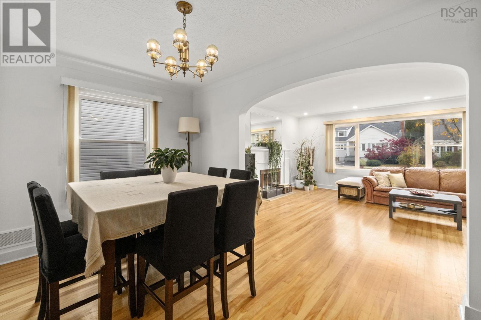 3162 Romans Avenue - 8