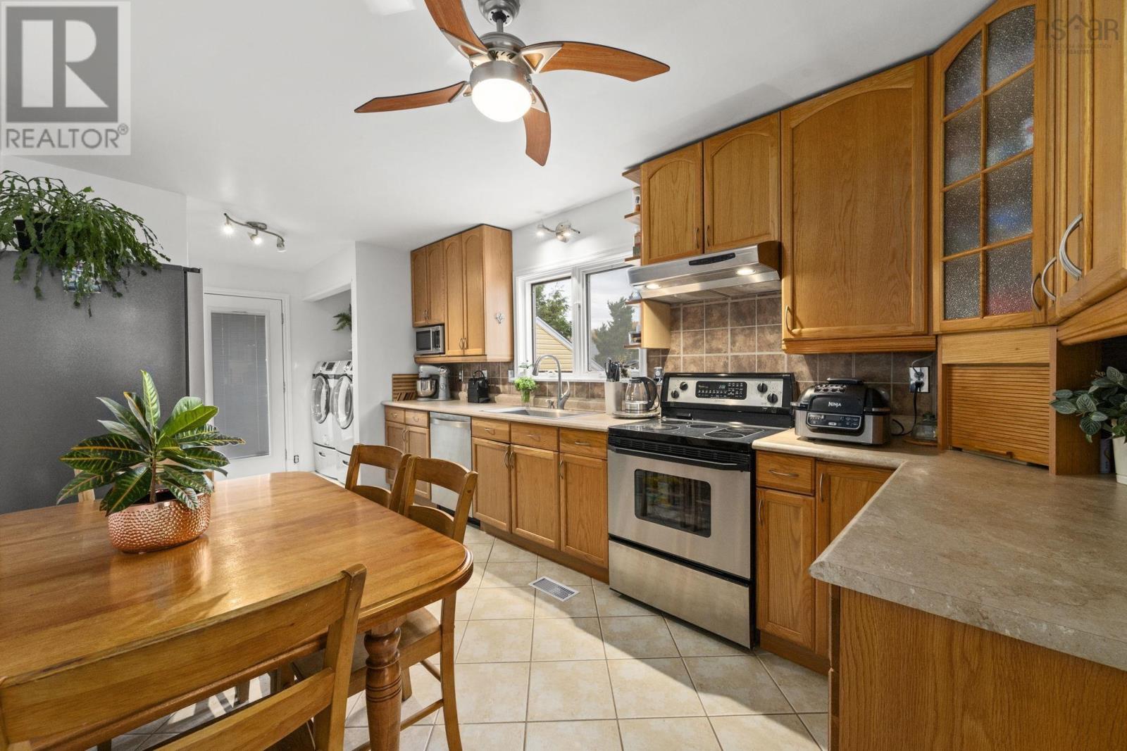 3162 Romans Avenue - 9