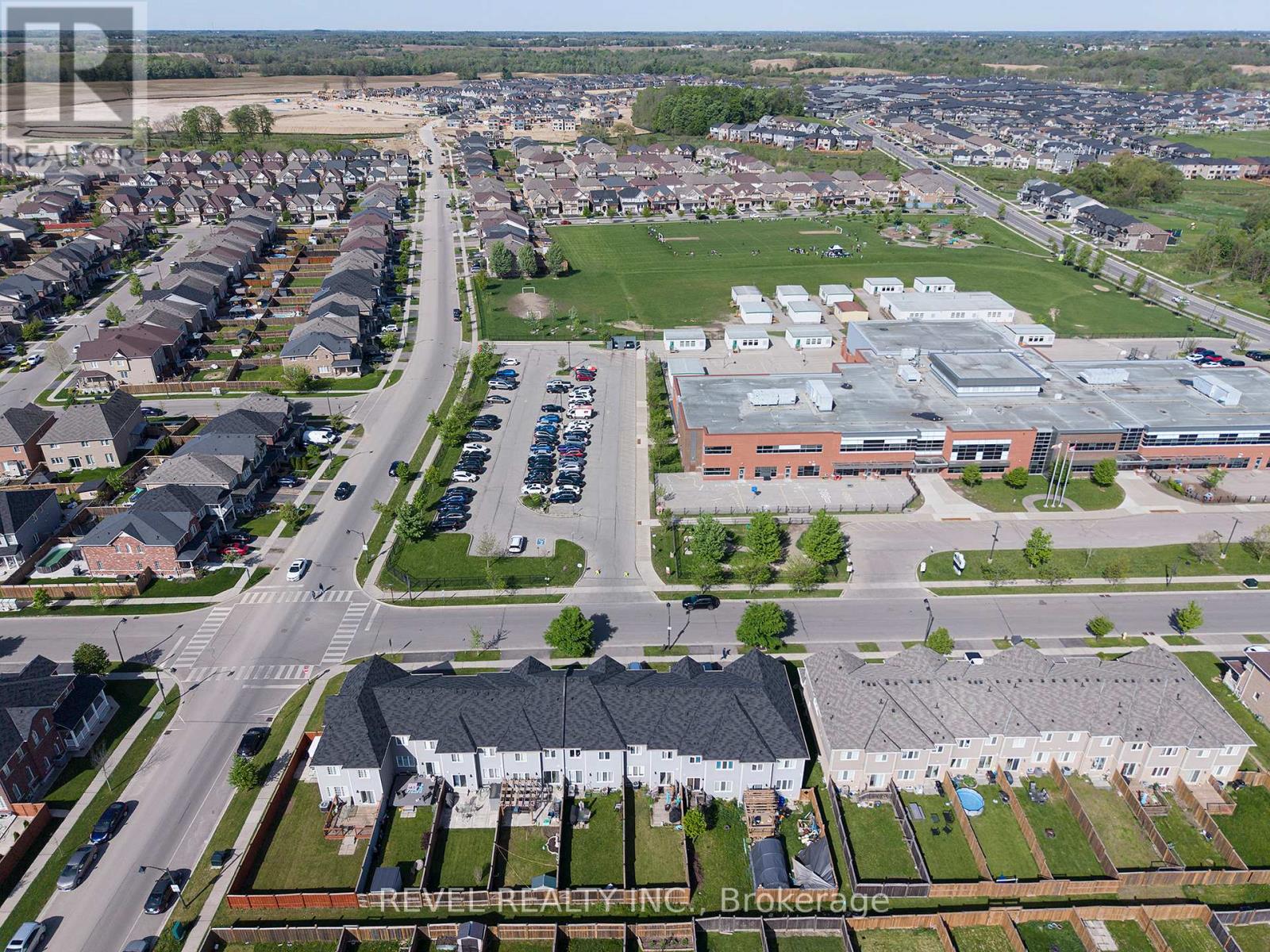153 ENGLISH LANE - 29