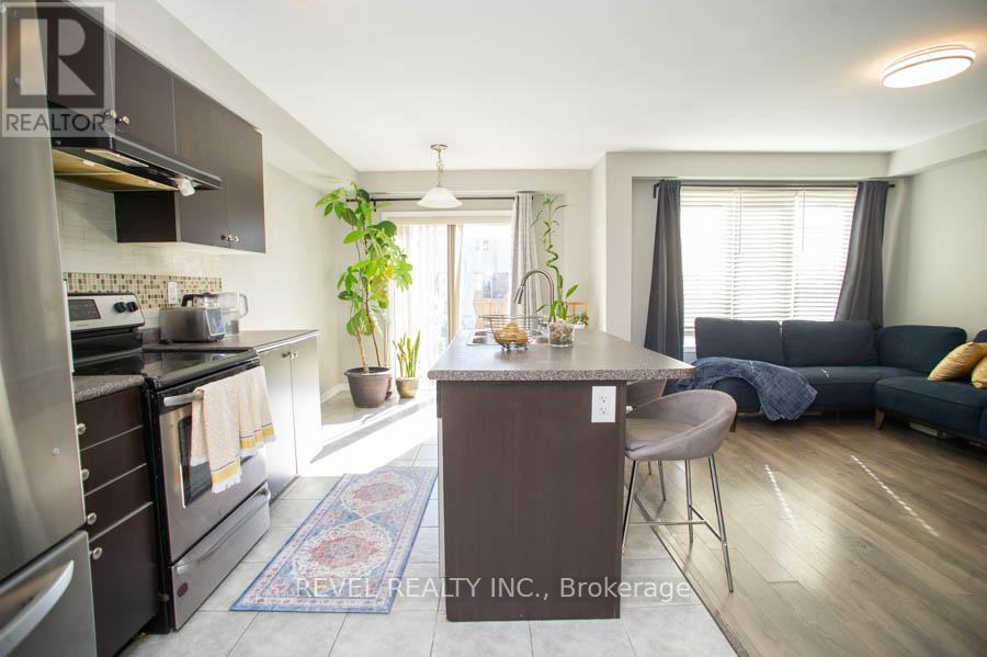 153 ENGLISH LANE - 5