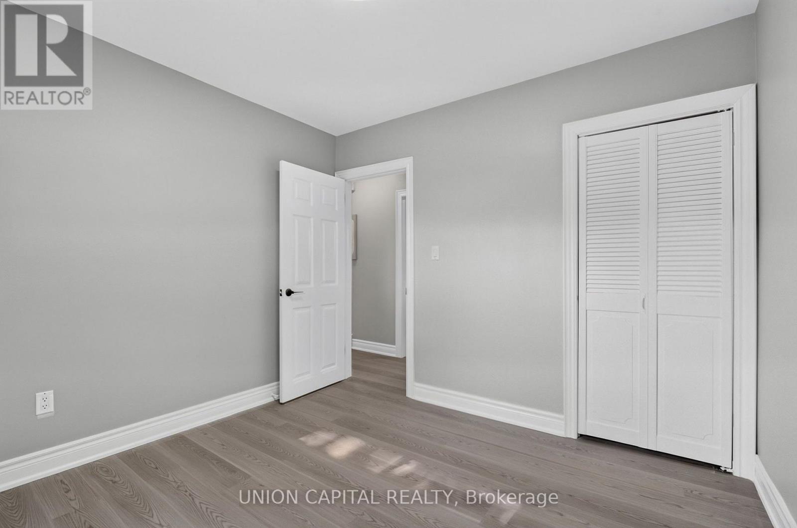 30 COLLIER ROAD N - 24