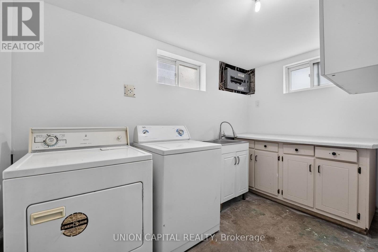 30 COLLIER ROAD N - 36