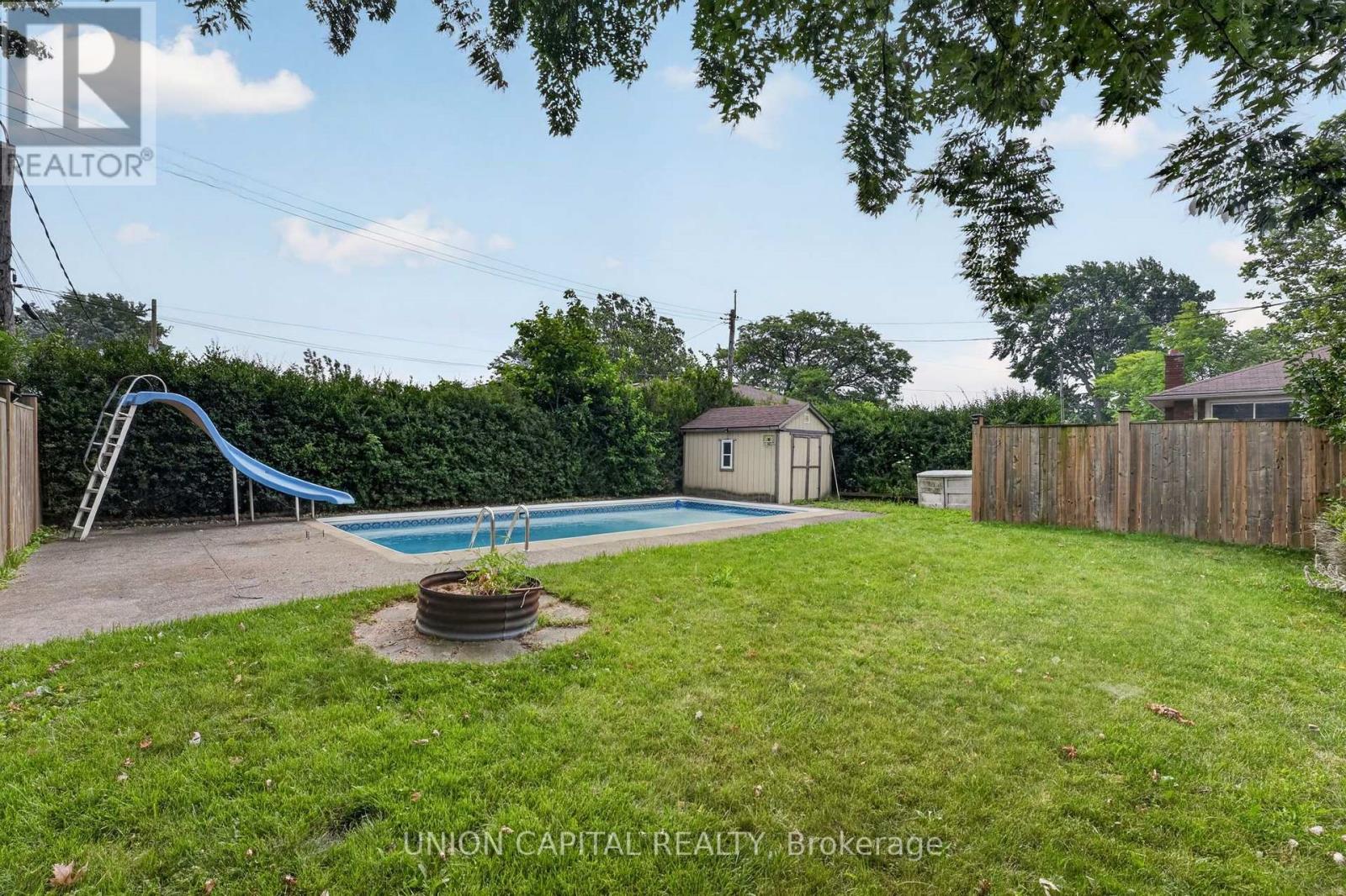 30 COLLIER ROAD N - 40