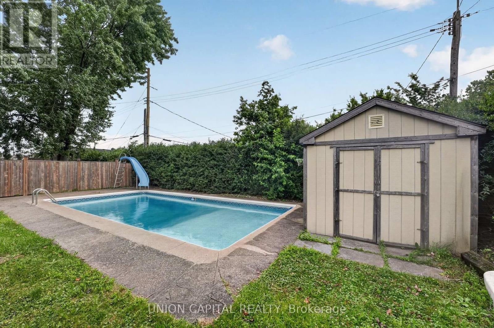 30 COLLIER ROAD N - 41