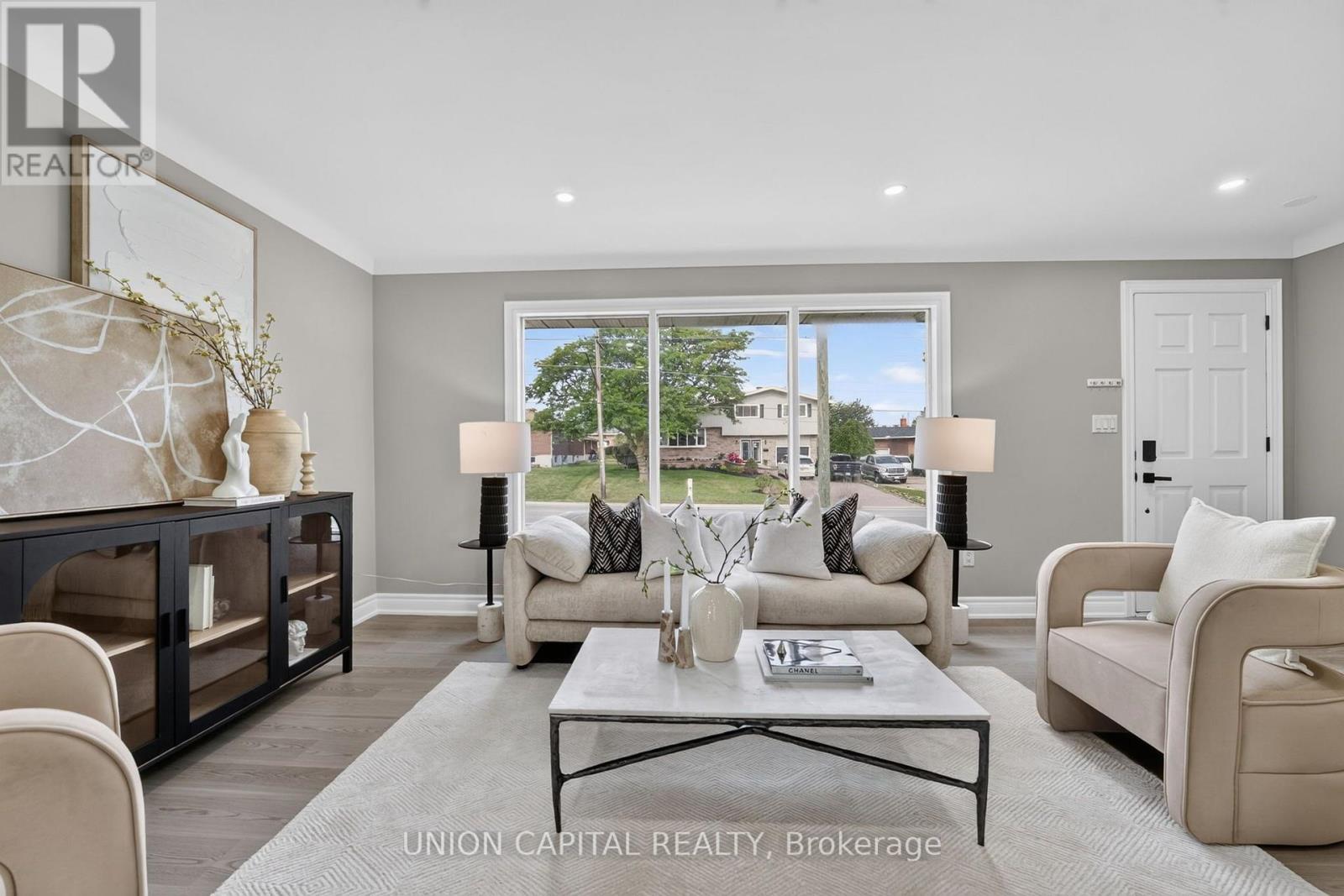 30 COLLIER ROAD N - 5
