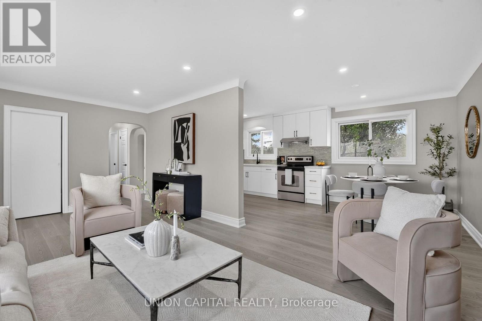 30 COLLIER ROAD N - 6