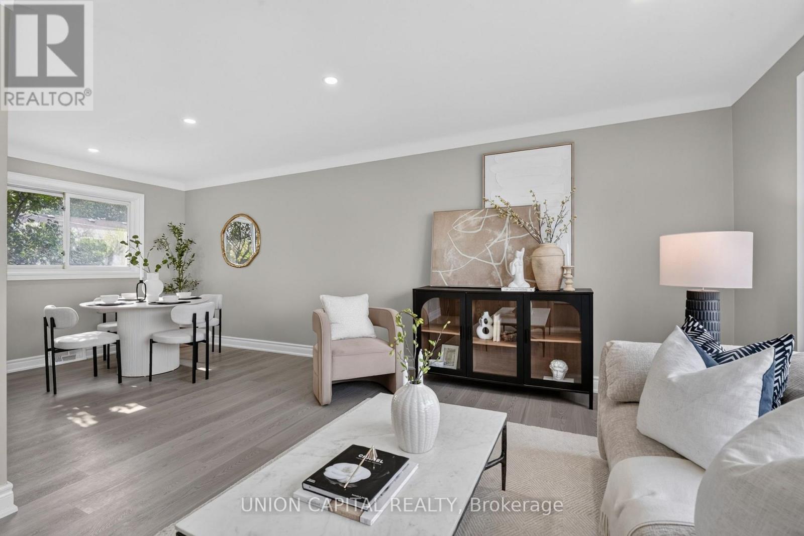 30 COLLIER ROAD N - 7