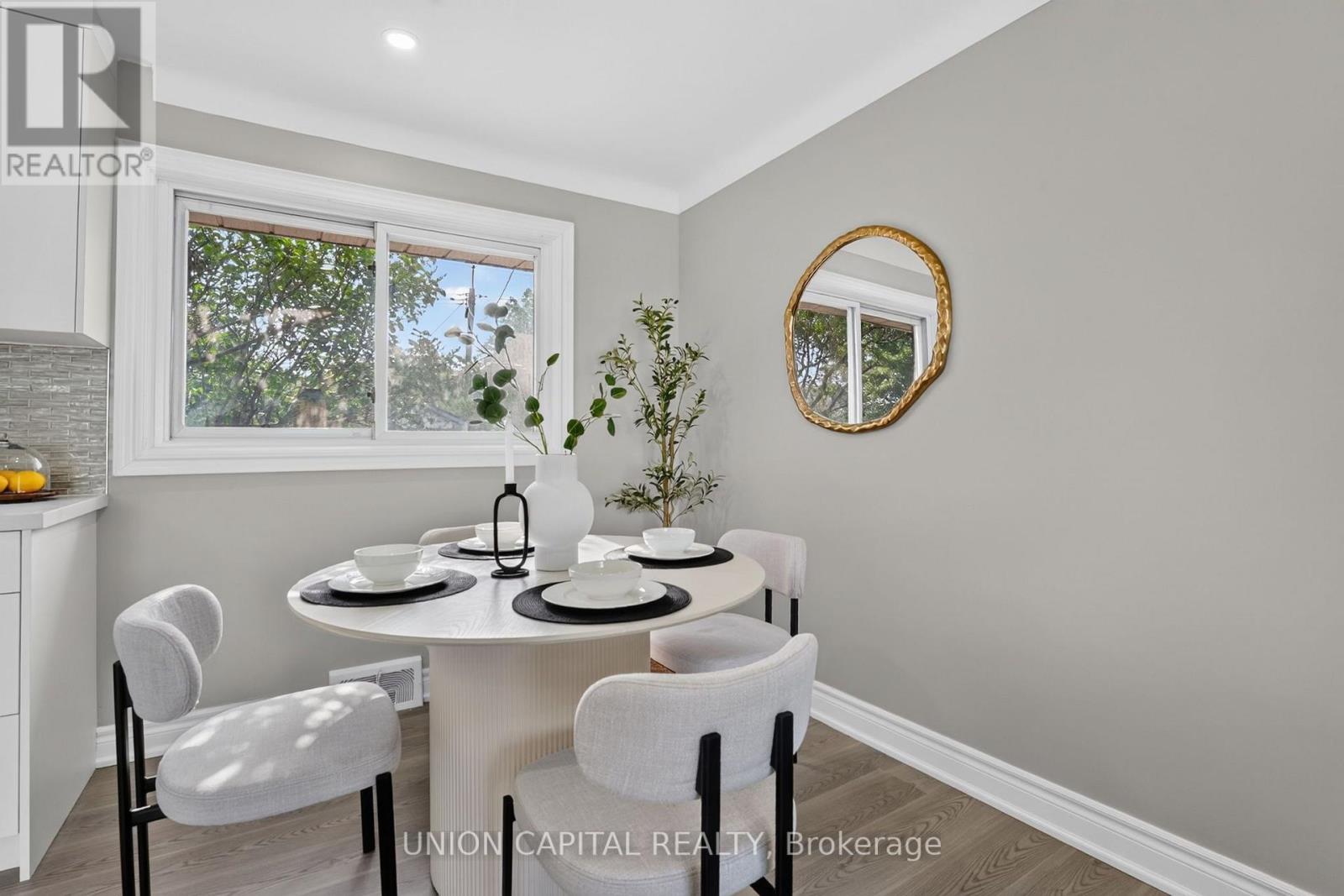 30 COLLIER ROAD N - 9