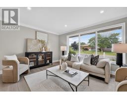 30 COLLIER ROAD N