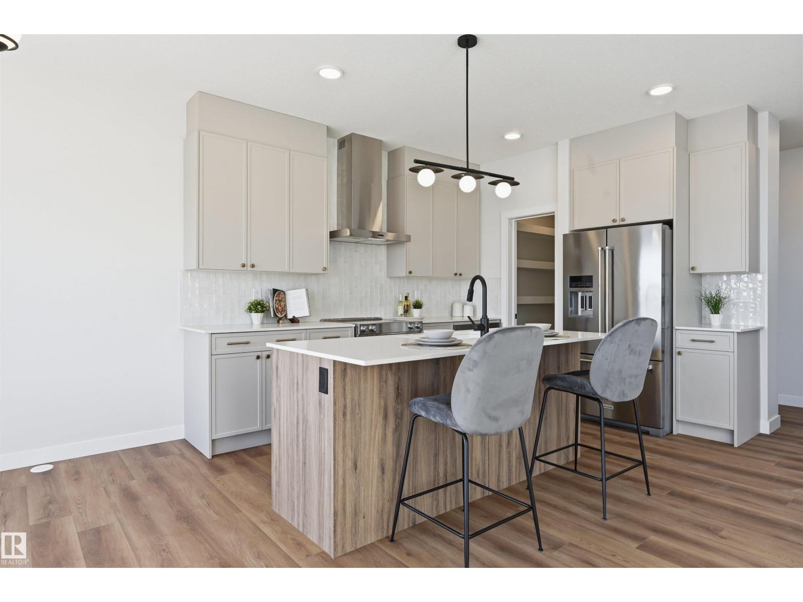 2815 188 ST NW - 9
