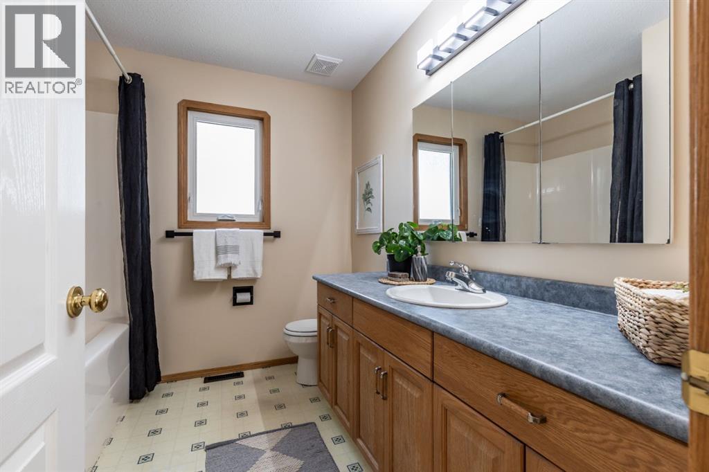 367 Woodman Avenue SE - 25