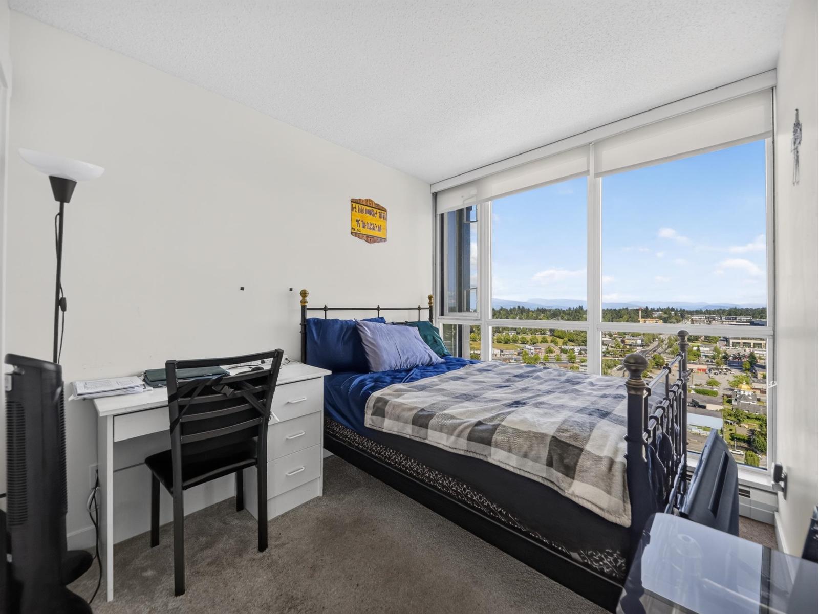 2 Bed, 2 Bath House for Sale in Surrey – 2302 10777 UNIVERSITY DRIVE, Surrey – MLS# R3145903 - Image 15