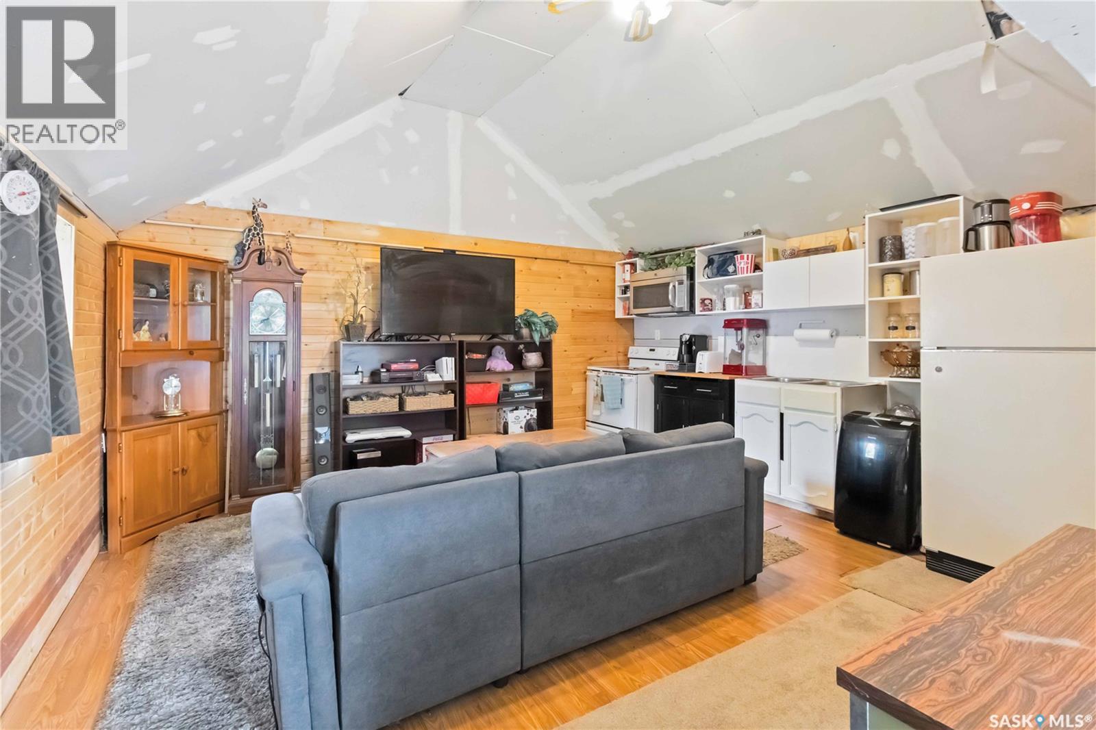Hwy 766 Acreage - 43