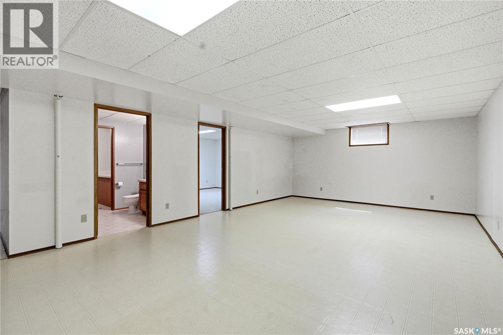 Donahue Acreage - Image 34