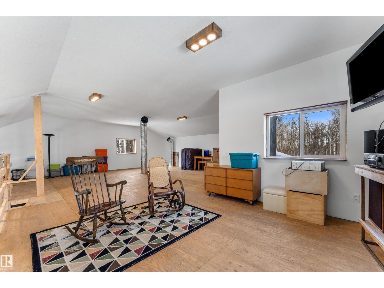#14 53301 RGE ROAD 32 - 27