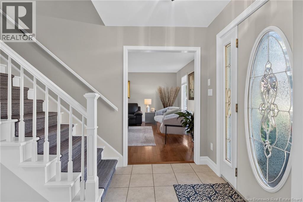 12 Fairway Boulevard - 18