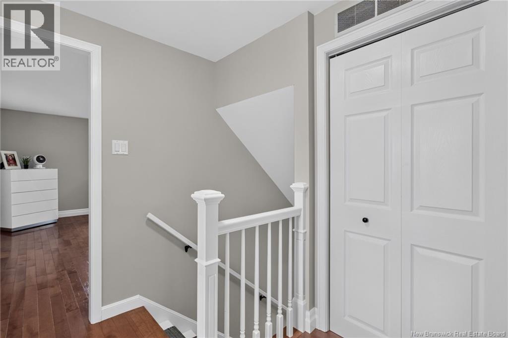 12 Fairway Boulevard - 19
