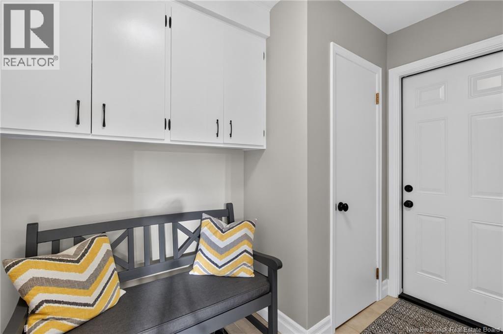 12 Fairway Boulevard - 31