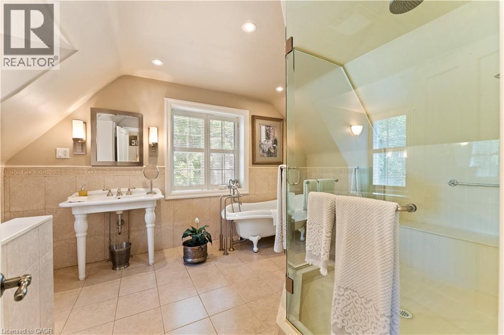 3040 FIRST Street - 18