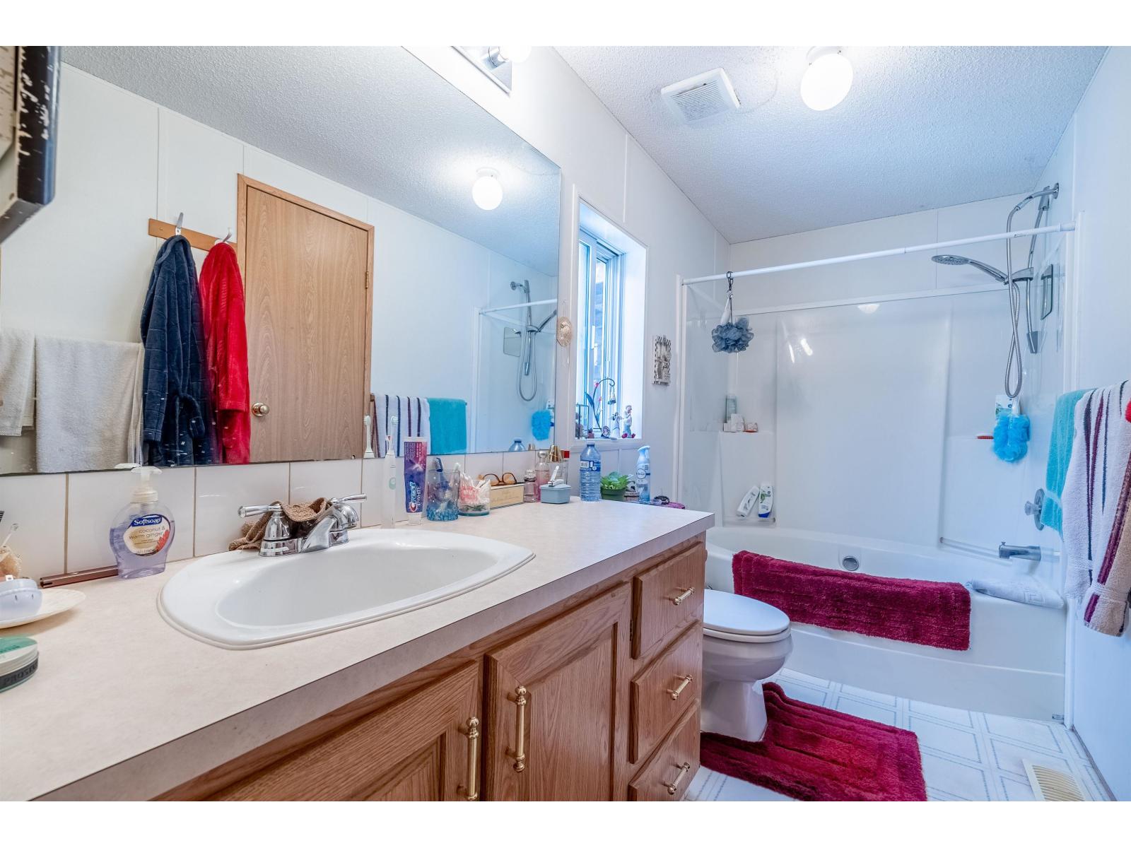 4 Bed, 2 Bath House for Sale in Langley – 5316 216 STREET, Langley – MLS# R3146456 - Image 13
