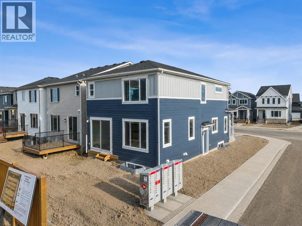 571 Buffaloberry Manor SE - 32